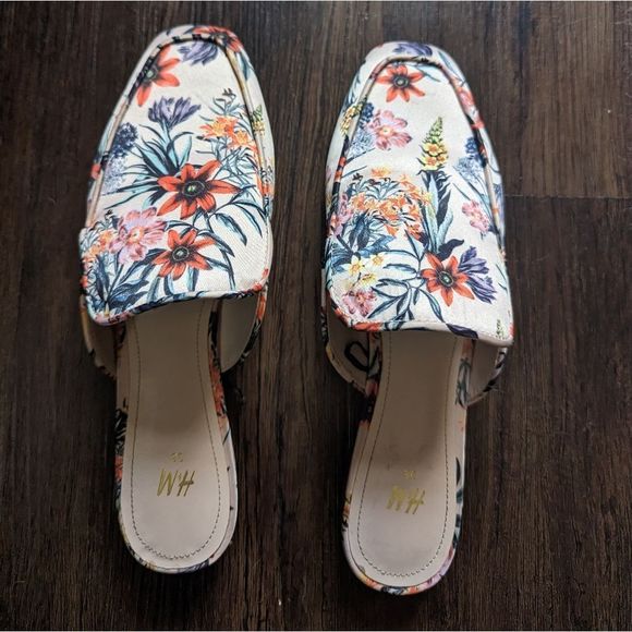 H&M slip ons - Picture 1 of 1